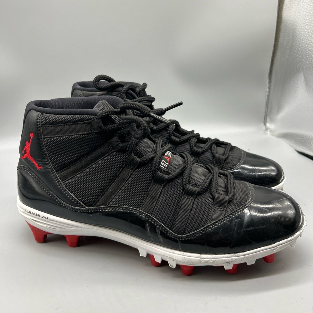 MEN’S SIZE 12 Nike Air Jordan 11 XI Retro TD Bred Football Cleats Black/Red.